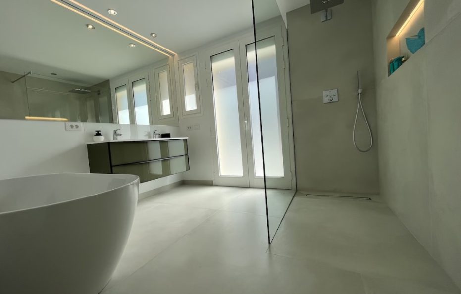 Villa Artemio in Los Cristianos, Tenerife – 4 bedrooms Seafront