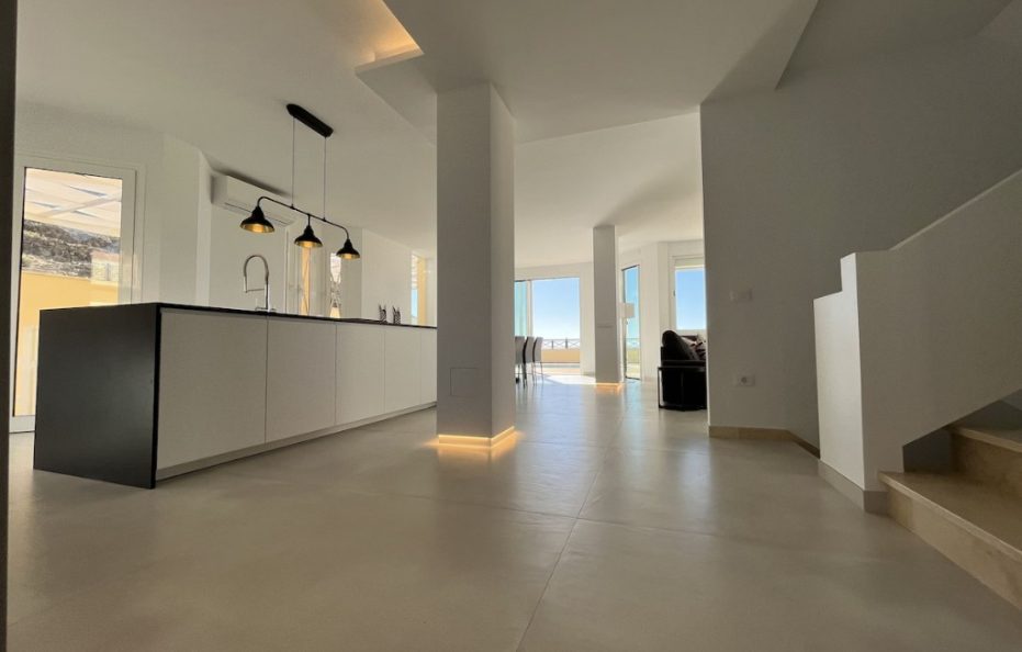 Villa Artemio in Los Cristianos, Tenerife – 4 bedrooms Seafront