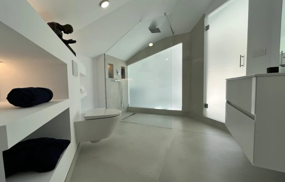 Villa Artemio in Los Cristianos, Tenerife – 4 bedrooms Seafront