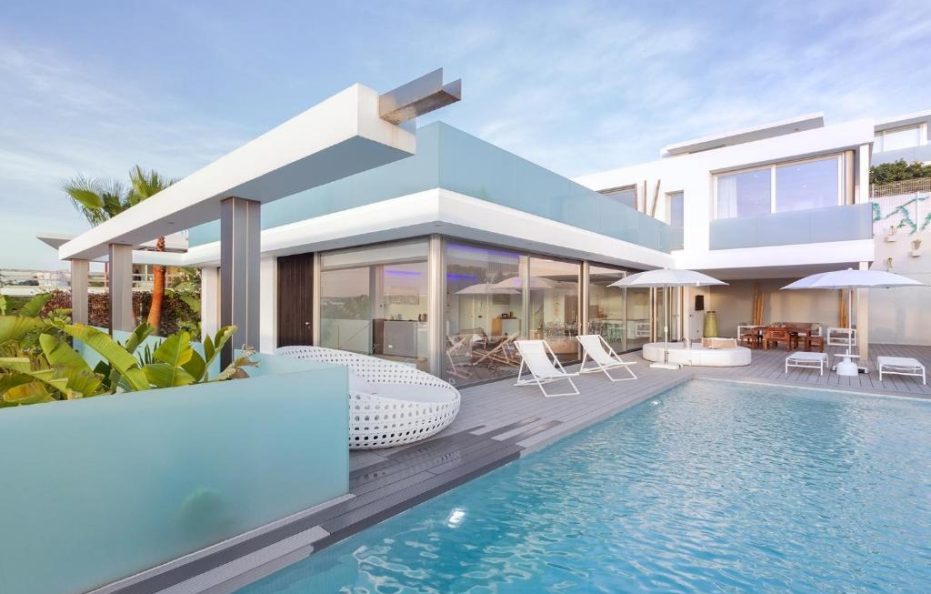 Villa Corazon in Talamanca, Ibiza – Modern Retreat with Pool and Gym