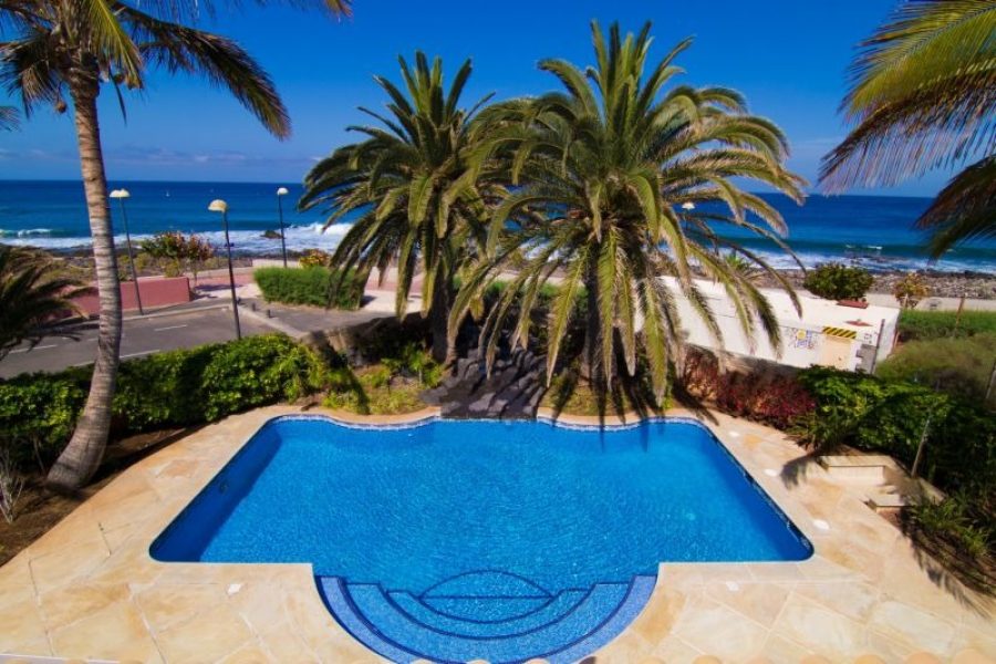 Villa Melania – Luxury Frontline Villa with Ocean Views in Palm Mar