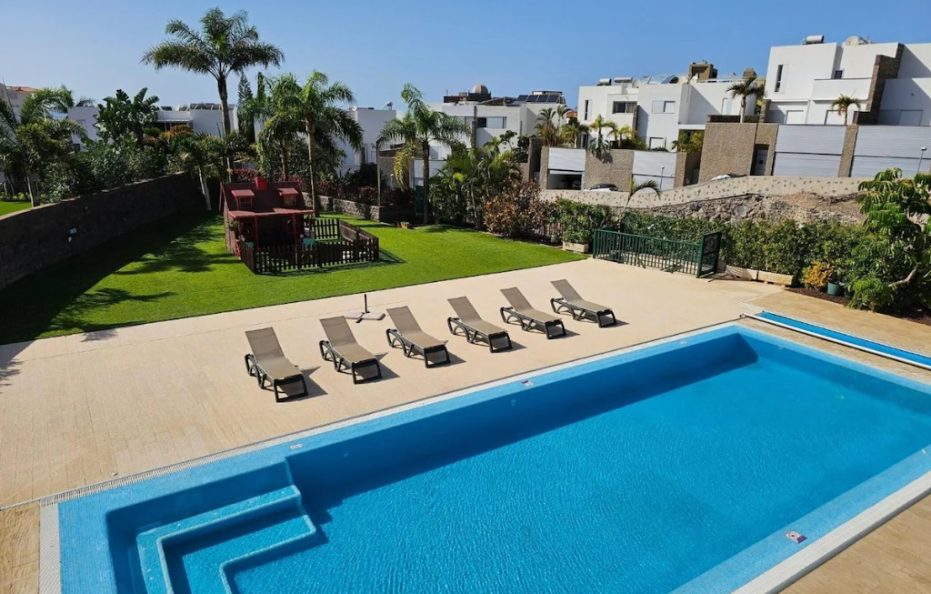 Villa Aura Prive, Costa Adeje – Heated Pool and Luxury Interiors