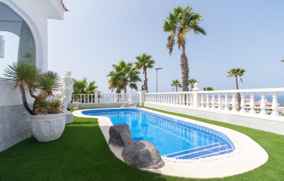 Villa Pardo, Costa Adeje – Heated Pool & Panoramic Sea Views