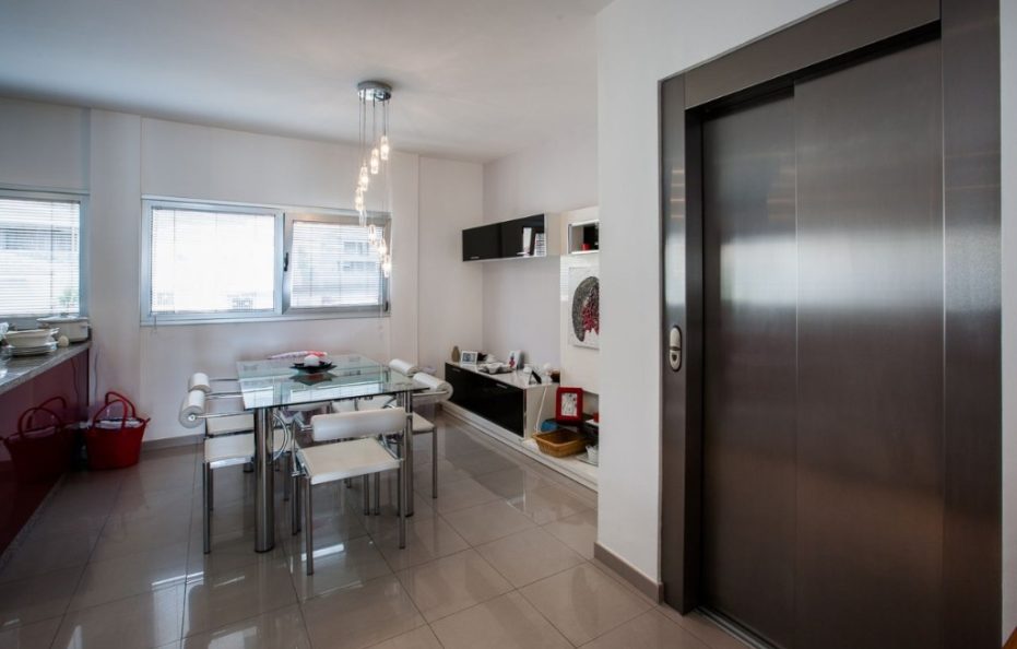 Villa Carmenita – Modern Luxury with Sea Views in Costa Adeje