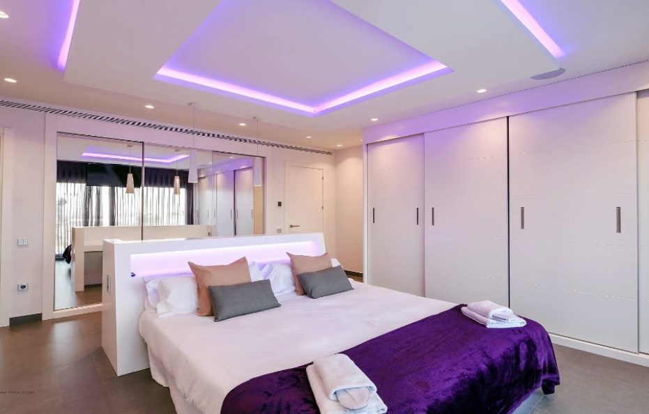 Villa Azul Naciente – 4-Bedroom Retreat near Jesus and Talamanca Beach