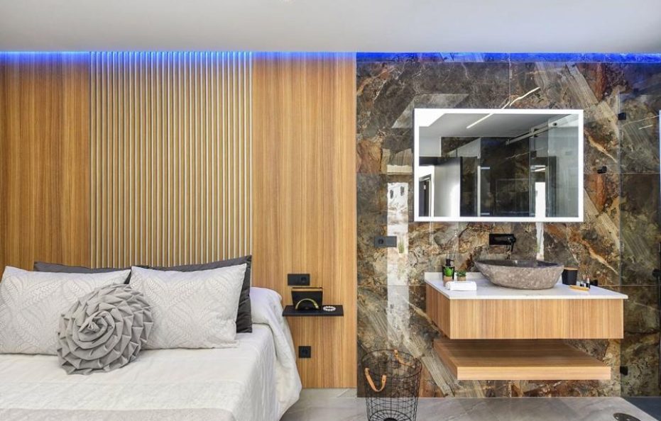 Villa Tanita, Playa del Ingles – Heated Pool and Prime Location