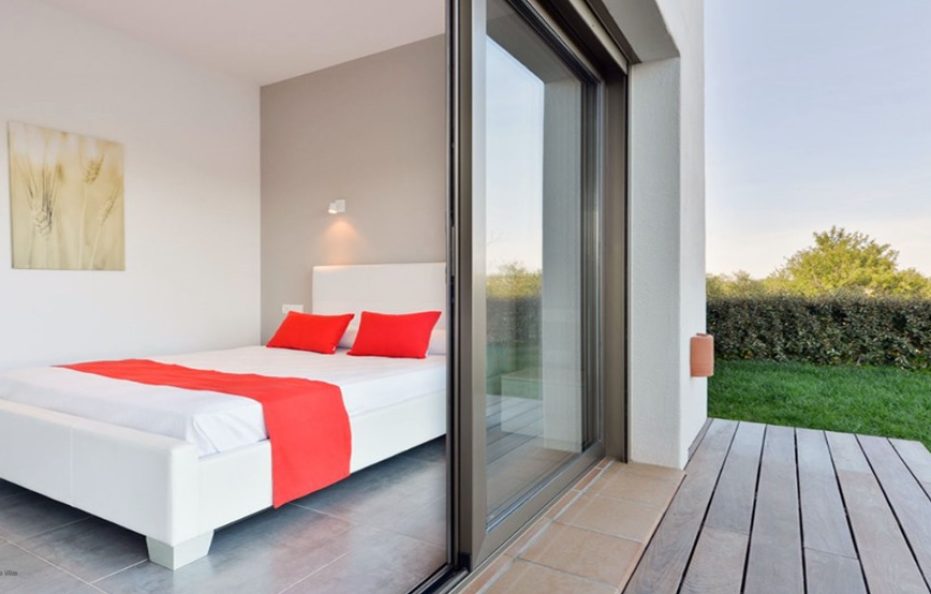 Villa Oasisina, Ibiza – Modern Oasis with Pool and Views