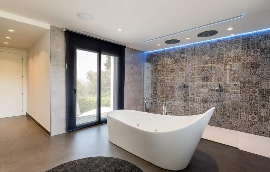 Villa Azul Naciente – 4-Bedroom Retreat near Jesus and Talamanca Beach