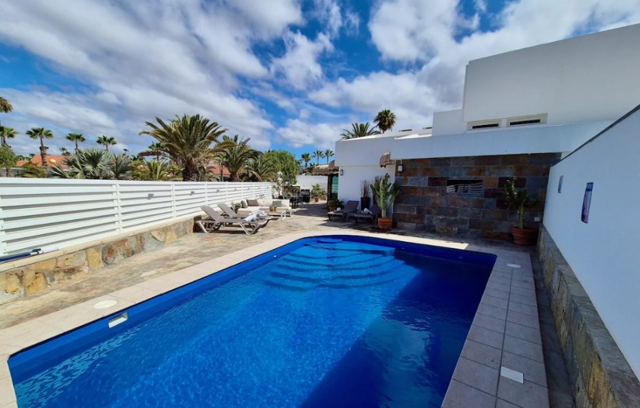 Villa Marisma in Maspalomas – Private Pool and Sunny Terrace Retreat
