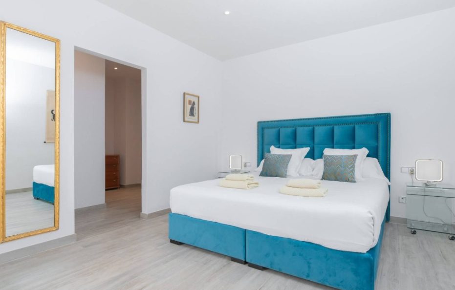 Casa Mar Serena, San Antonio Bay – Modern Pool Villa Near the Sea