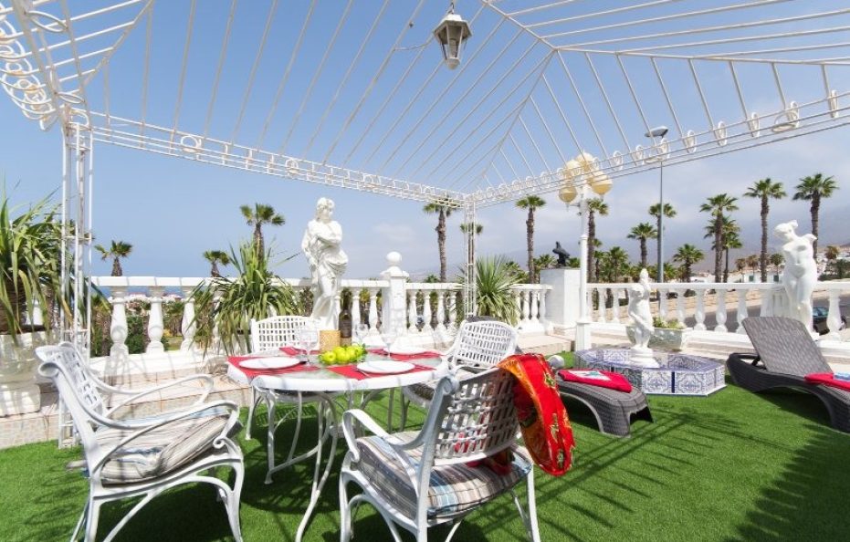 Villa Pardo, Costa Adeje – Heated Pool & Panoramic Sea Views