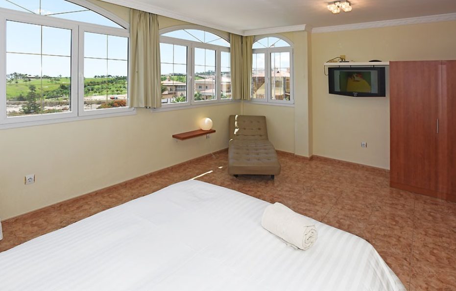 Villa Angela in Gran Canaria – Modern Oasis with Ocean Views