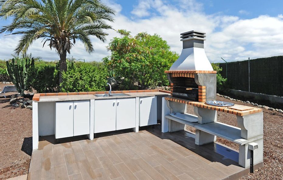 Villa Fidel – 3-Bedroom Retreat with Heated Pool in Maspalomas