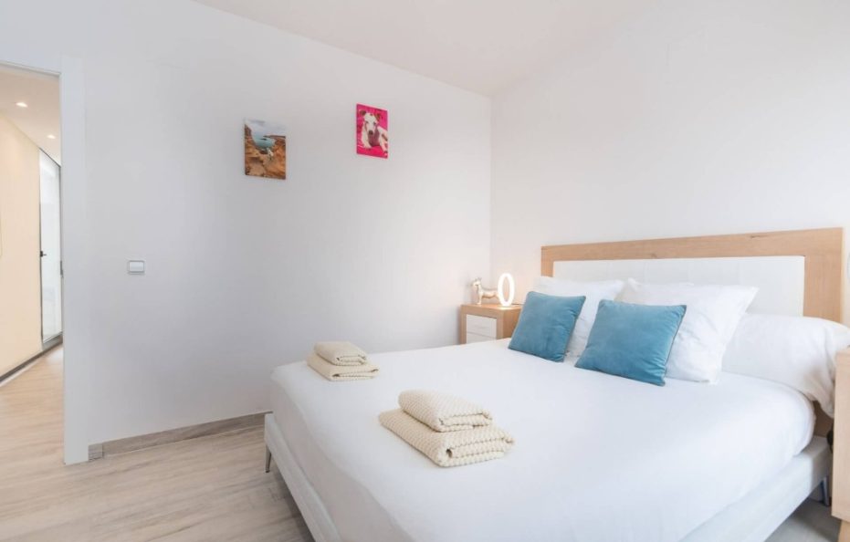 Casa Mar Serena, San Antonio Bay – Modern Pool Villa Near the Sea