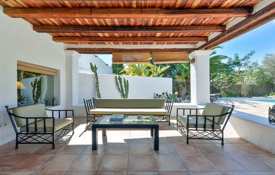 Villa Azulon – Luxury Retreat 400m from Playa den Bossa, Ibiza