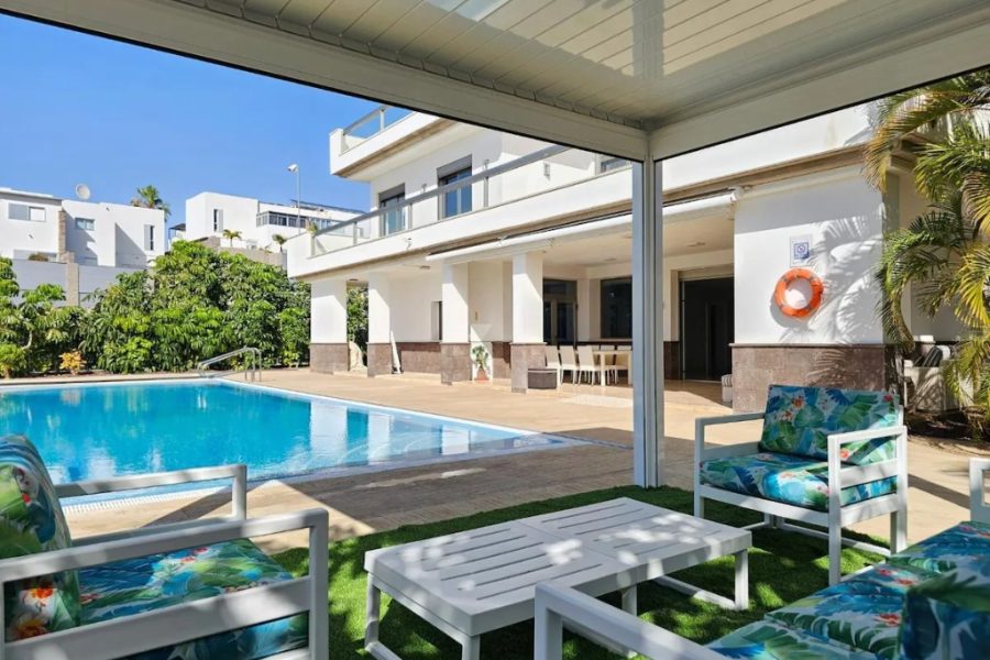 Villa Aura Prive, Costa Adeje – Heated Pool and Luxury Interiors