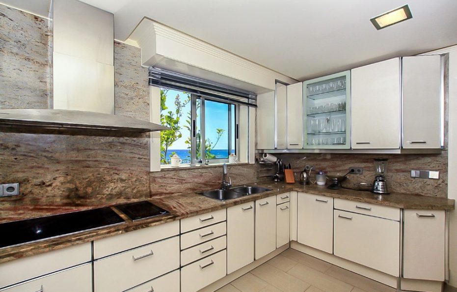 Villa Alvaro – 4-Bedroom Villa with Ocean Views in San Agustin Gran Canaria