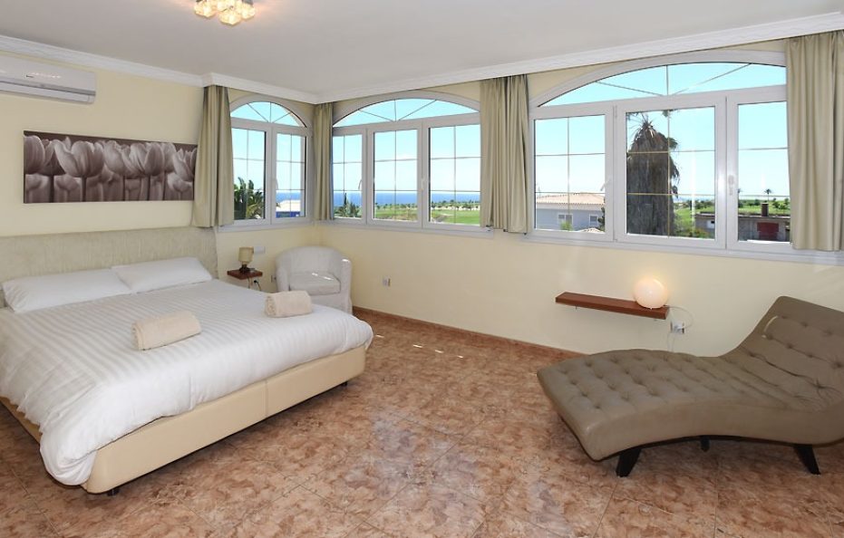 Villa Angela in Gran Canaria – Modern Oasis with Ocean Views