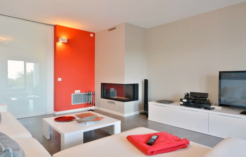 Villa Oasisina, Ibiza – Modern Oasis with Pool and Views