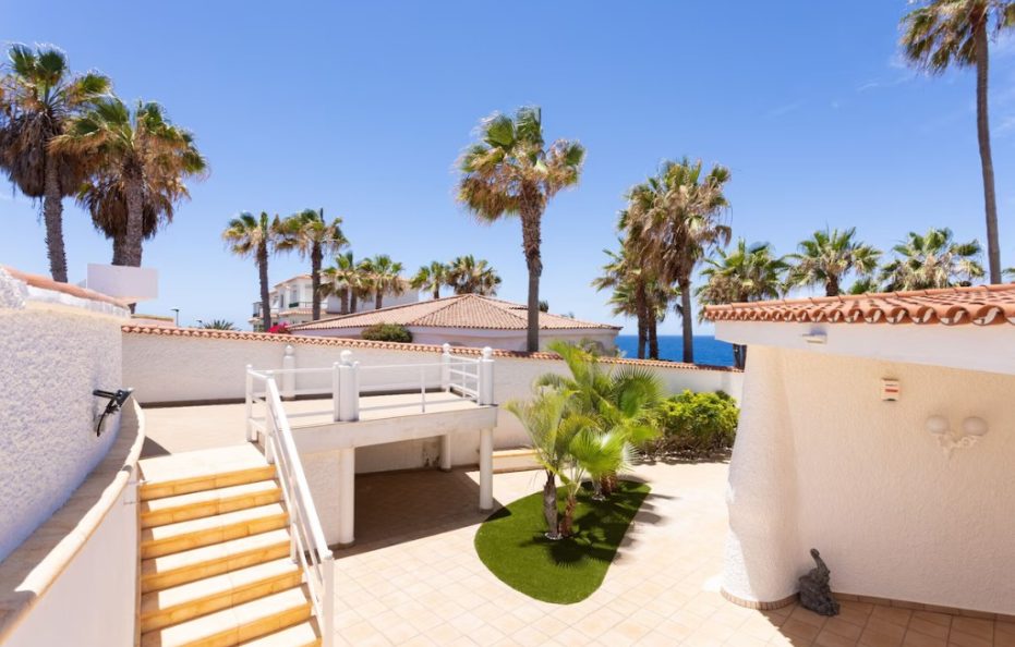 Villa Marabello, Los Gigantes – Oceanfront with Pool and Jacuzzi