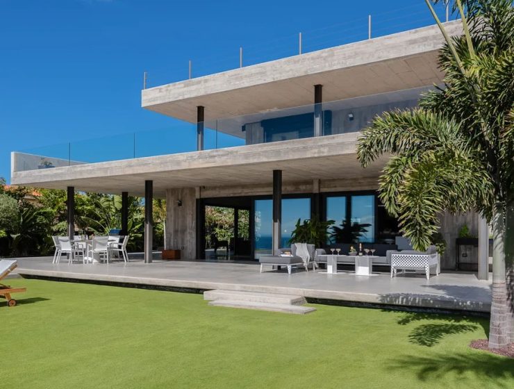 Villa Mar Sereno, Adeje – Heated Infinity Pool and Panoramic Sea Views