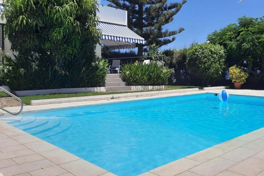 Villa Casa Mar Duna, Playa del Ingles – Beachfront Home with Pool Access