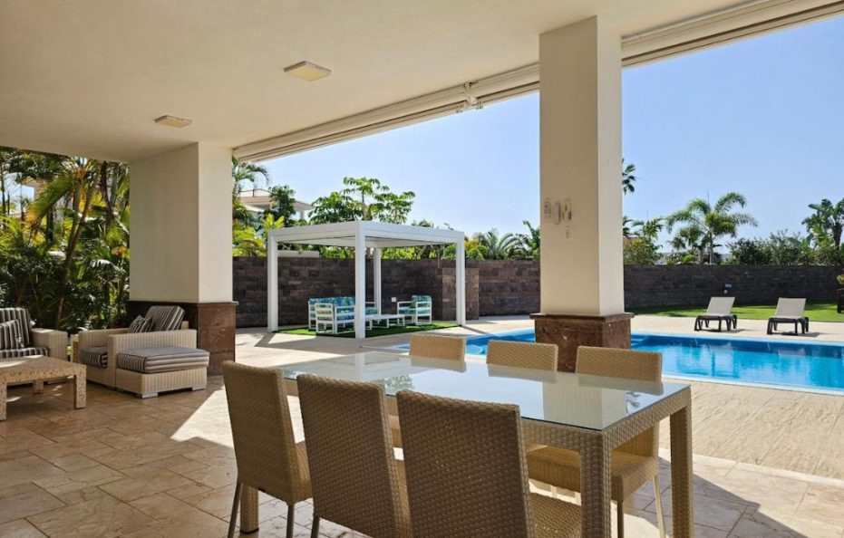 Villa Aura Prive, Costa Adeje – Heated Pool and Luxury Interiors