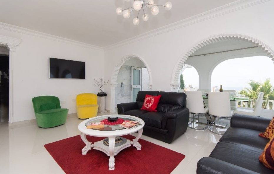 Villa Pardo, Costa Adeje – Heated Pool & Panoramic Sea Views