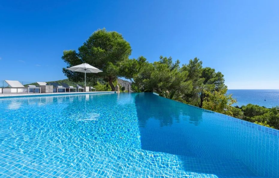 Villa Marlin, Cala Jondal Ibiza – Saltwater Infinity Pool Sea Views