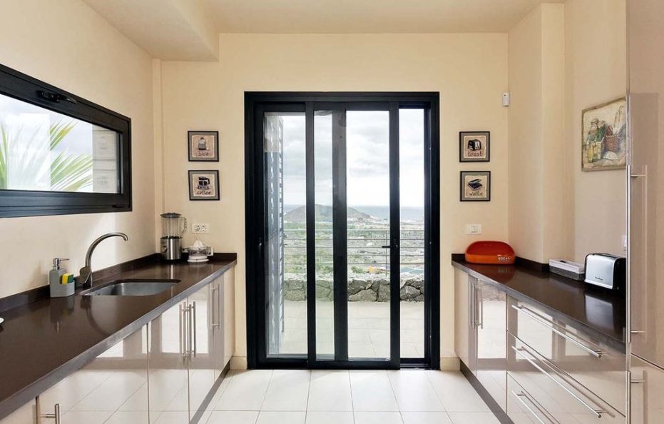 Villa Miravista, Costa Adeje – Stunning View Villa with Pool