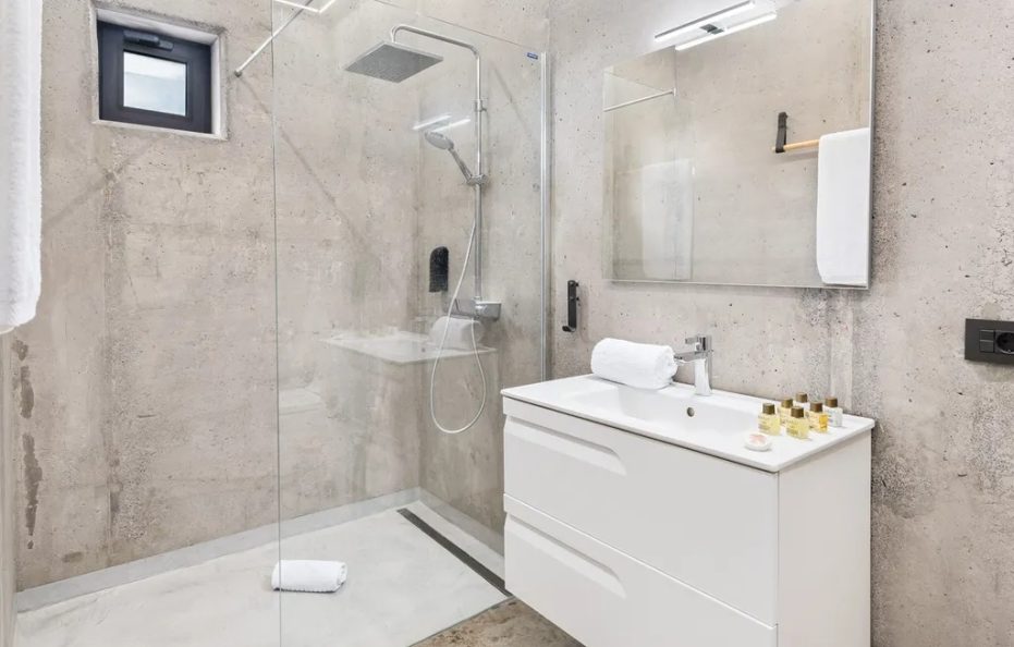 Villa Mar Sereno, Adeje – Heated Infinity Pool and Panoramic Sea Views