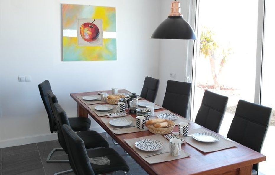 Villa Salazar – Modern 4-Bed Retreat with Stunning Views in Maspalomas