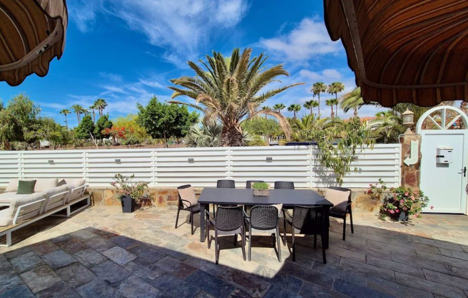 Villa Marisma in Maspalomas – Private Pool and Sunny Terrace Retreat