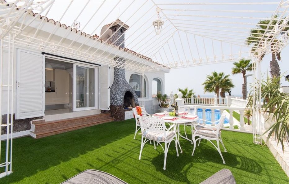 Villa Pardo, Costa Adeje – Heated Pool & Panoramic Sea Views