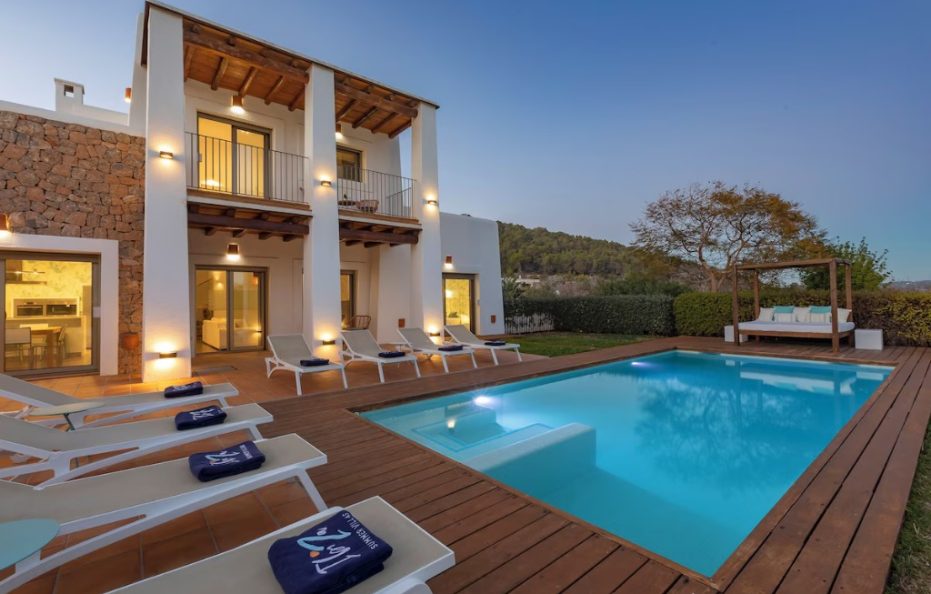 Villa Oasisina, Ibiza – Modern Oasis with Pool and Views