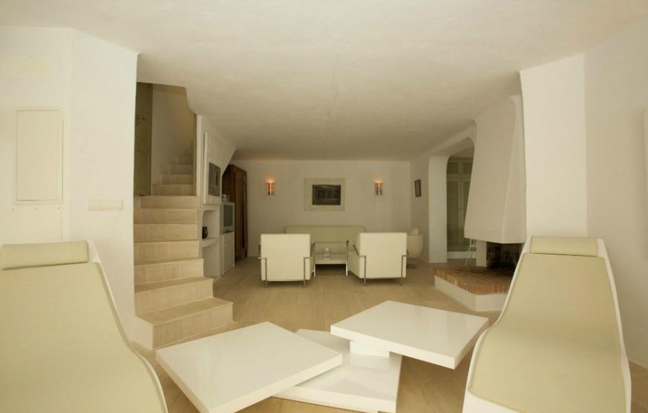 Villa Mirador del Alba, Es Cubells – Luxury Seafront Retreat in Ibiza