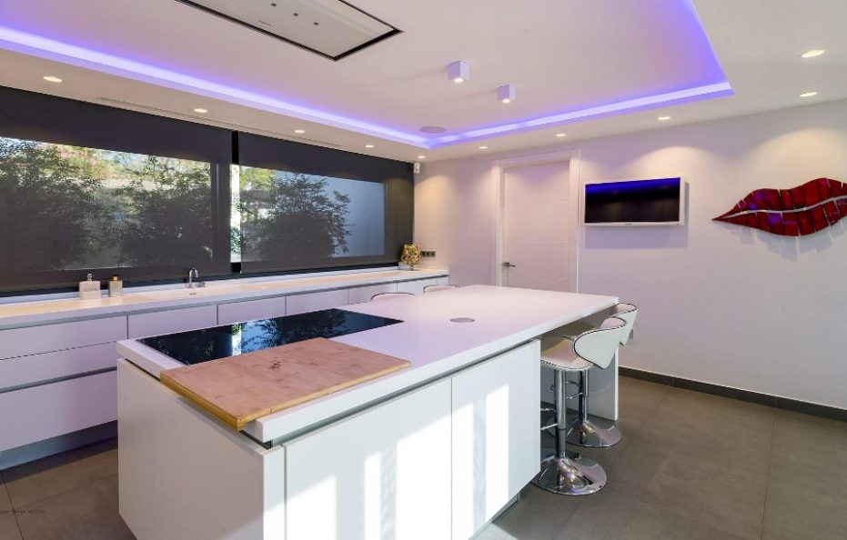 Villa Azul Naciente – 4-Bedroom Retreat near Jesus and Talamanca Beach