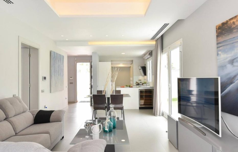 Villa Arancia, Maspalomas – Tranquil Hideaway with Pool & Sea Views