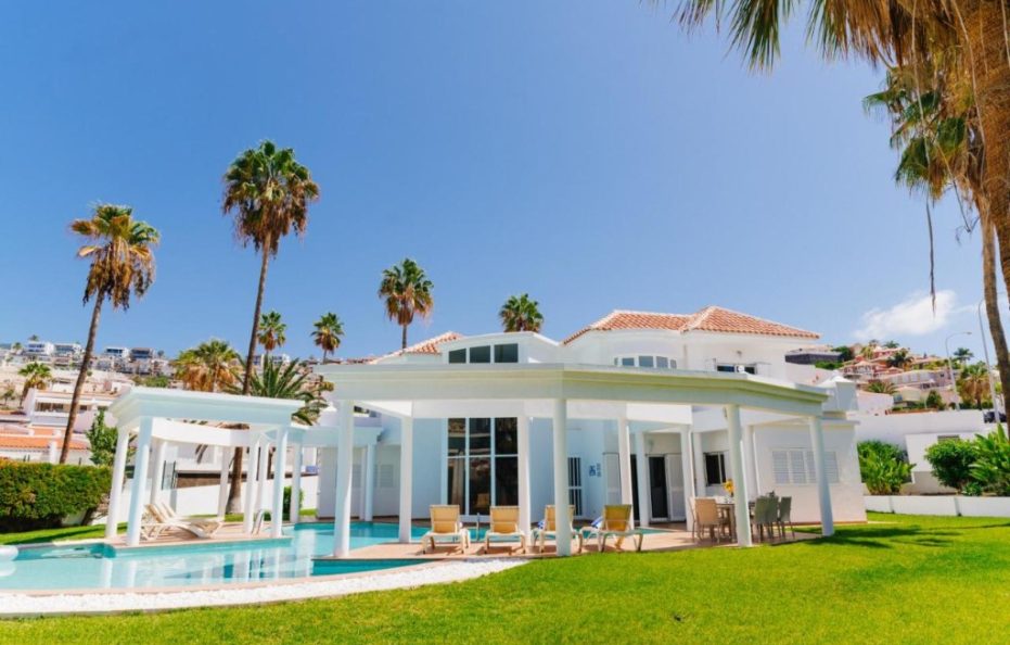 Villa Brisalta, Costa Adeje – Family Villa with Private Pool