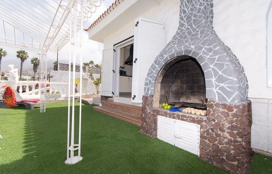 Villa Pardo, Costa Adeje – Heated Pool & Panoramic Sea Views