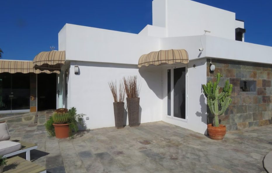 Villa Marisma in Maspalomas – Private Pool and Sunny Terrace Retreat