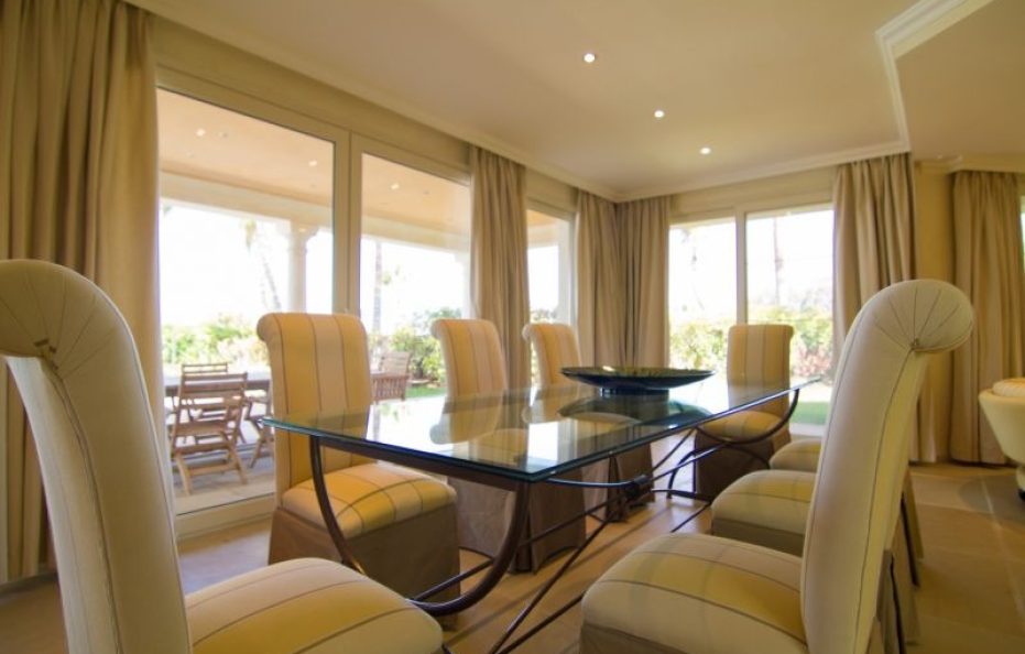 Villa Melania – Luxury Frontline Villa with Ocean Views in Palm Mar