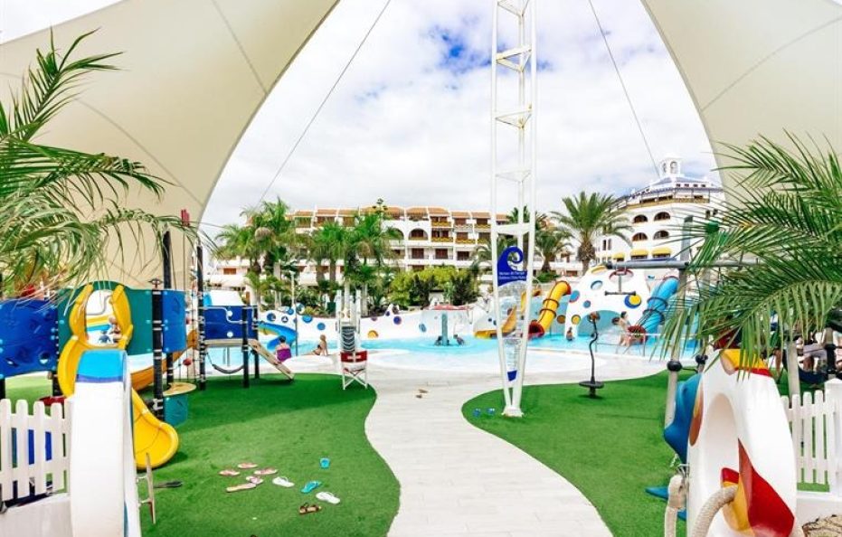 Villa Baldomero in Playa de las Americas – Beachfront Holiday Villa