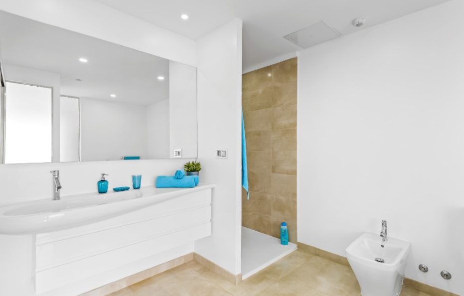 Villa Sol Alegria in Costa Adeje with Heated Pool and Roof Terrace