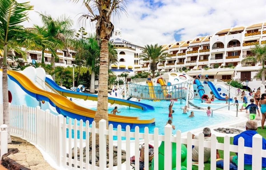 Villa Baldomero in Playa de las Americas – Beachfront Holiday Villa