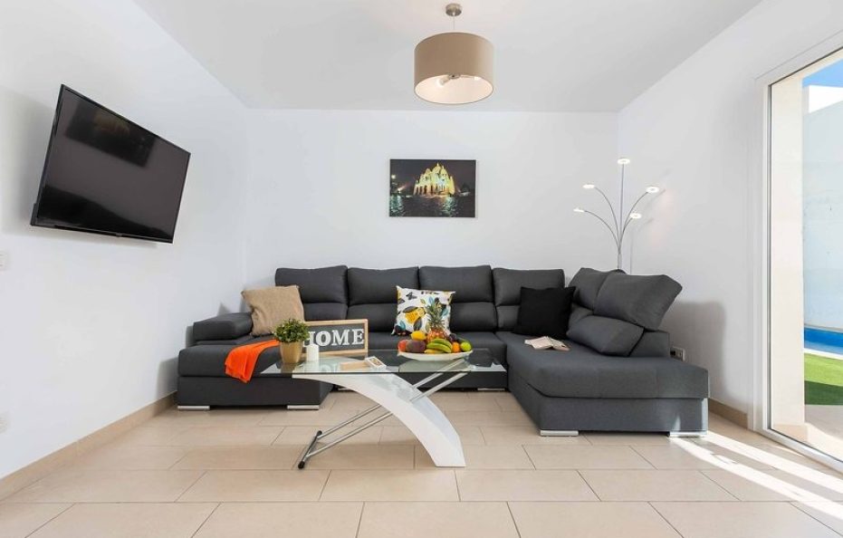 Villa Fastella – Modern 4-Bedroom Oasis in Costa Adeje