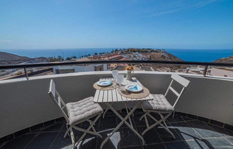 Villa Aranjuez – Luxury 3-Bed Retreat Puerto Rico, Gran Canaria