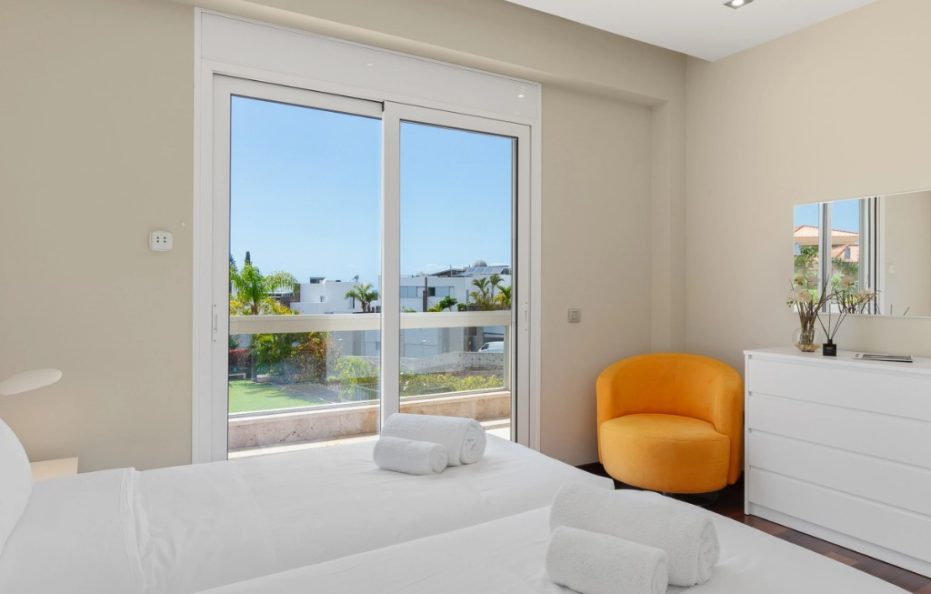 Villa Aura Prive, Costa Adeje – Heated Pool and Luxury Interiors