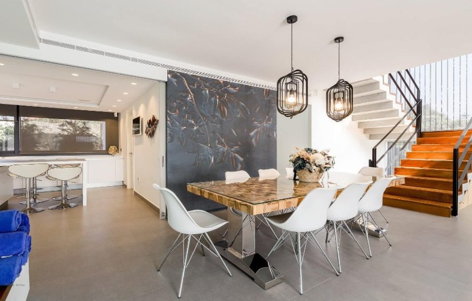 Villa Azul Naciente – 4-Bedroom Retreat near Jesus and Talamanca Beach