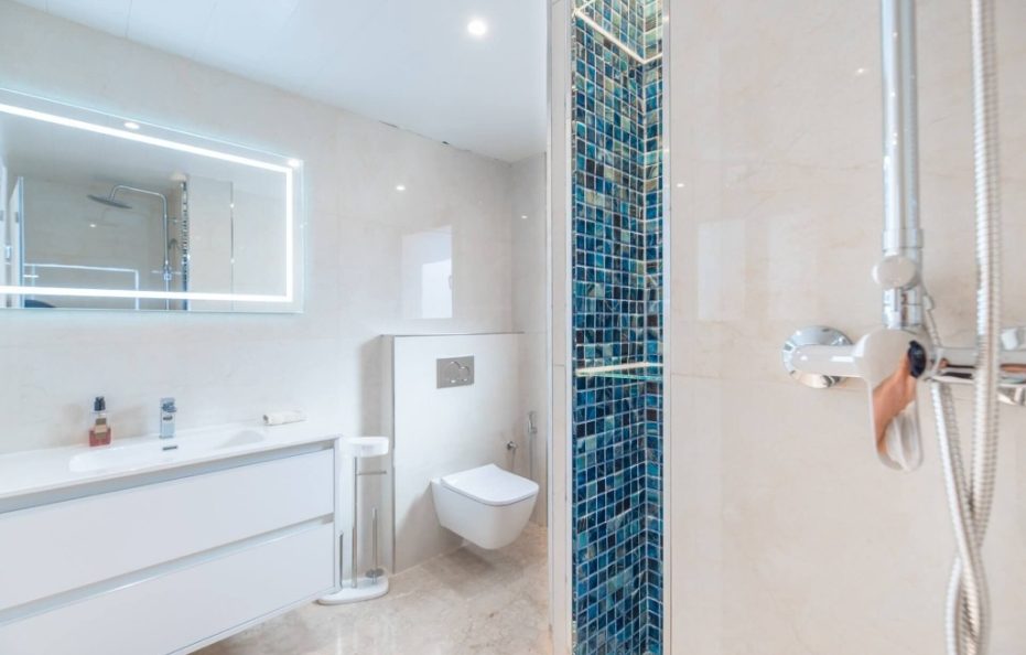 Casa Mar Serena, San Antonio Bay – Modern Pool Villa Near the Sea